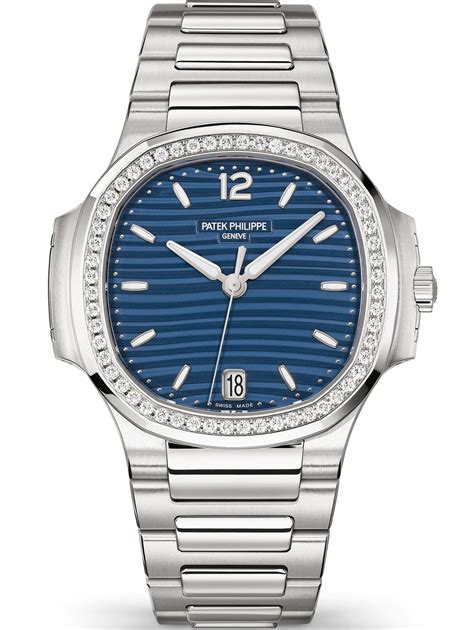 7118 patek philippe|patek philippe nautilus women.